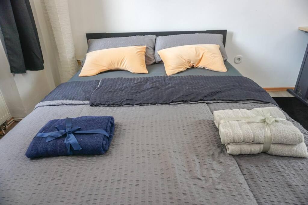 Apartment In Wuppertal - Charmante 3-Zimmer-Oase Mit Kamin Und Badewanne Экстерьер фото