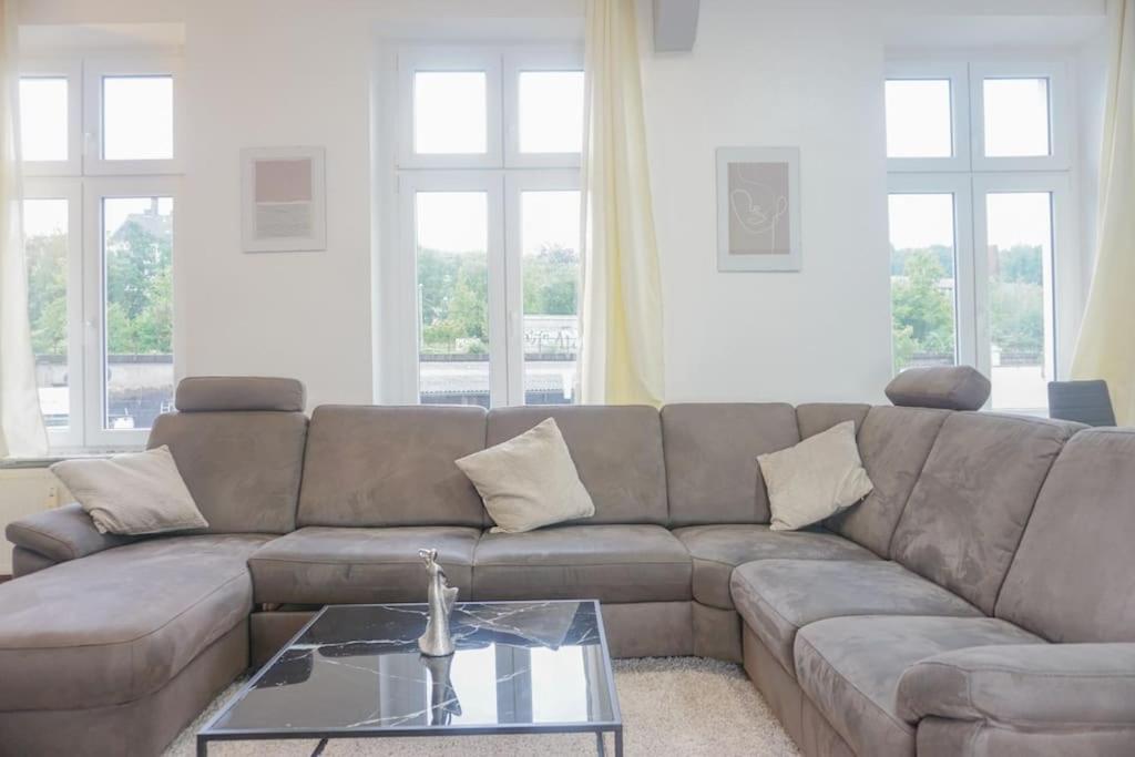 Apartment In Wuppertal - Charmante 3-Zimmer-Oase Mit Kamin Und Badewanne Экстерьер фото