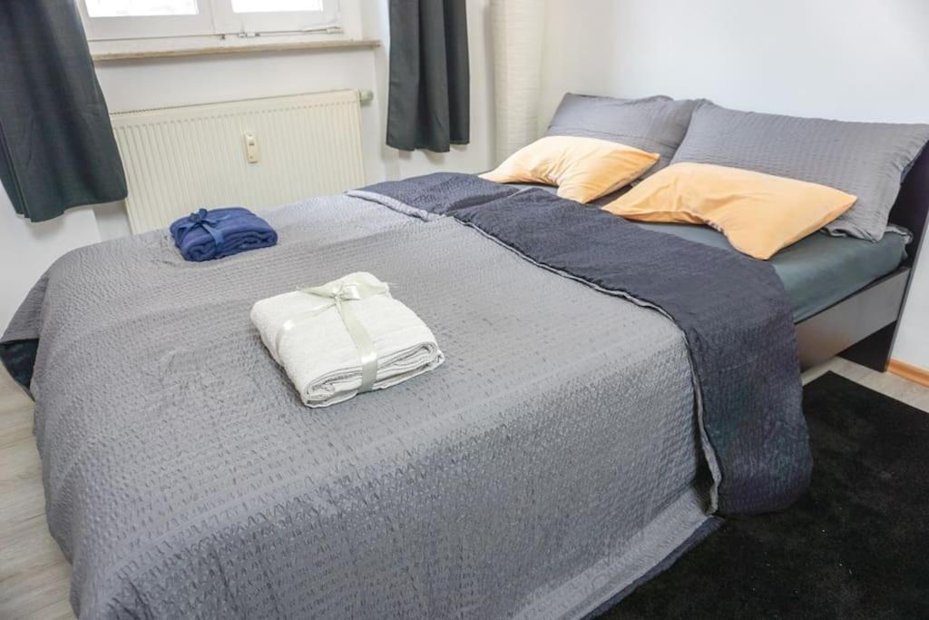 Apartment In Wuppertal - Charmante 3-Zimmer-Oase Mit Kamin Und Badewanne Экстерьер фото