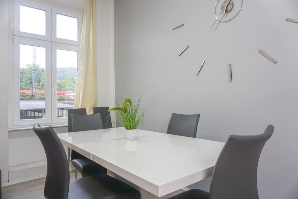 Apartment In Wuppertal - Charmante 3-Zimmer-Oase Mit Kamin Und Badewanne Экстерьер фото