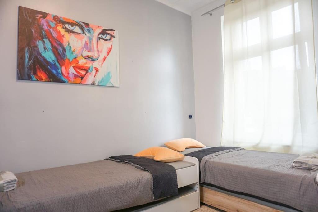 Apartment In Wuppertal - Charmante 3-Zimmer-Oase Mit Kamin Und Badewanne Экстерьер фото