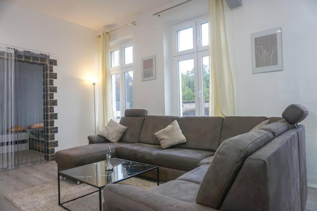 Apartment In Wuppertal - Charmante 3-Zimmer-Oase Mit Kamin Und Badewanne Экстерьер фото